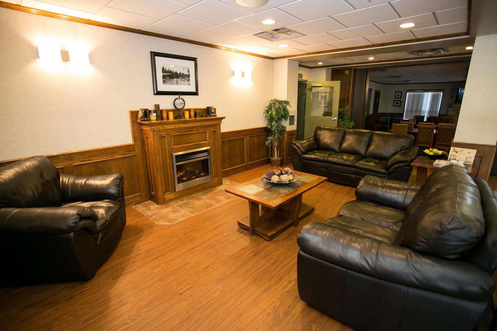 Service Plus Inns & Suites Drayton Valley Buitenkant foto